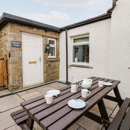 Hall Garth Cottage Лейберн Экстерьер фото