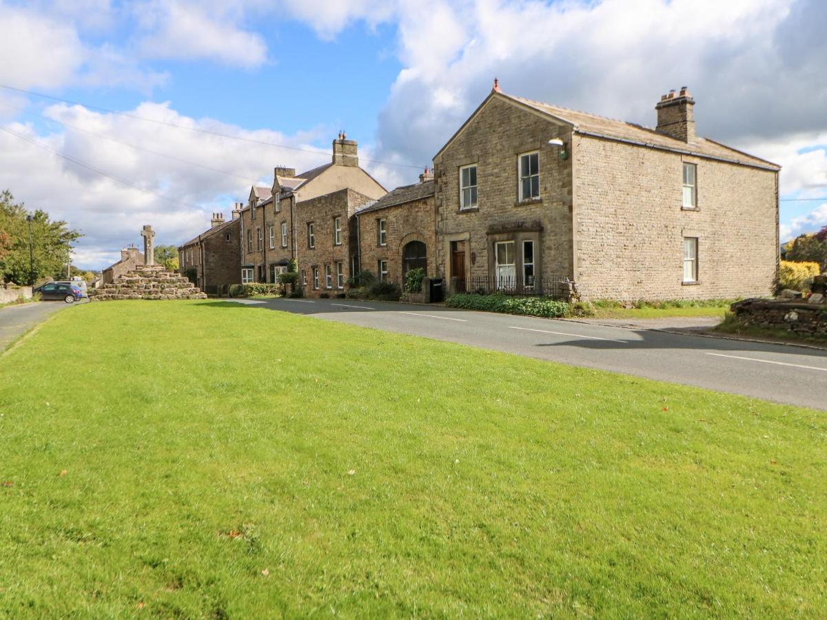 Hall Garth Cottage Лейберн Экстерьер фото